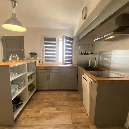 Lägenhet La Cle Maison De Ville, Clim, Wifi A La Bayore